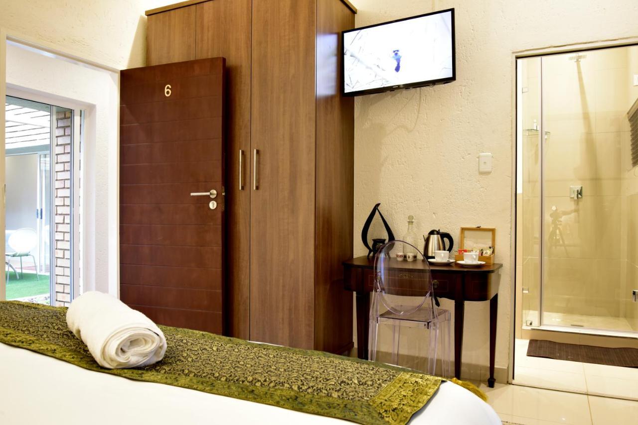 Five O'Clock Zen Boutique Guest House 逊邱伦 外观 照片