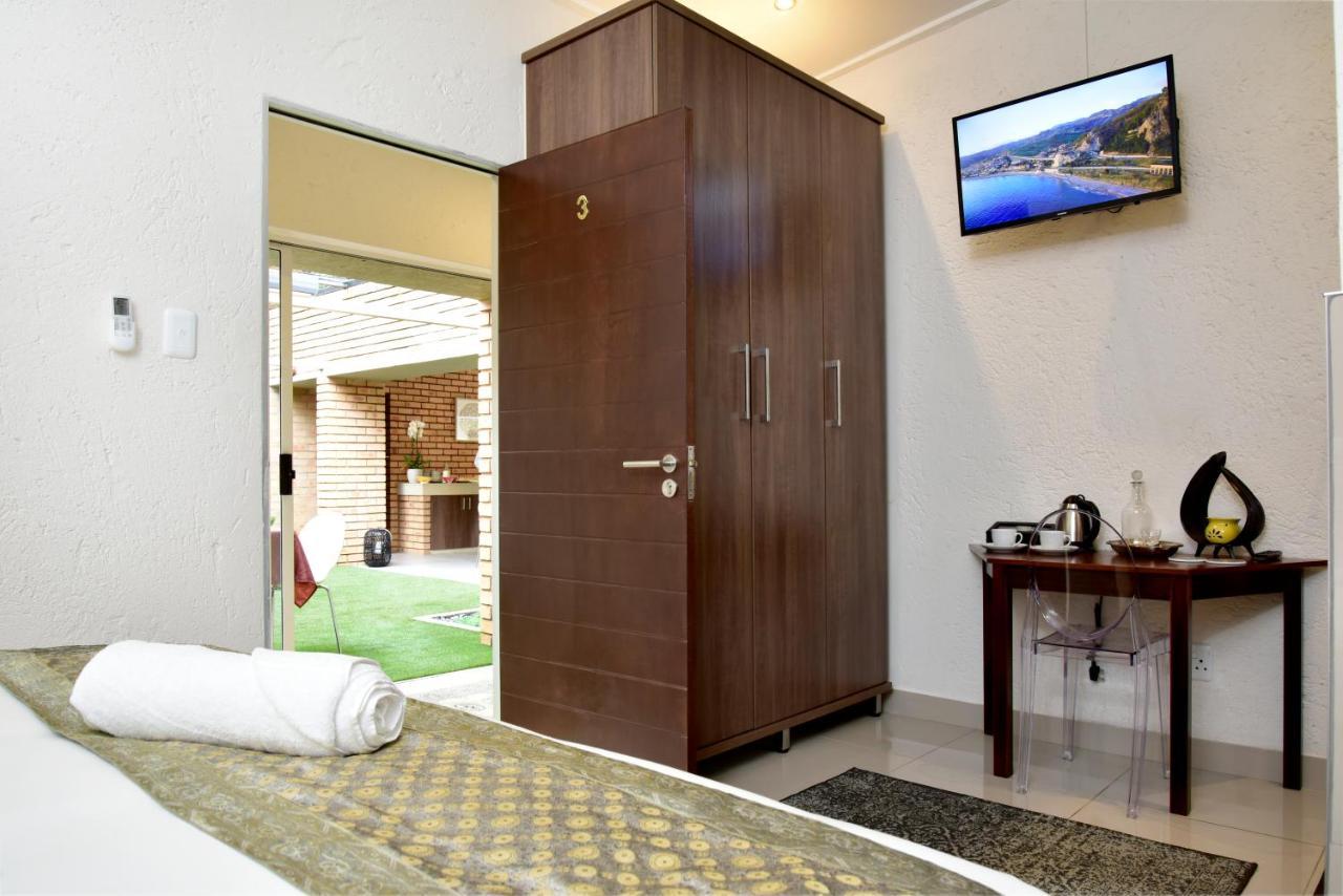 Five O'Clock Zen Boutique Guest House 逊邱伦 外观 照片